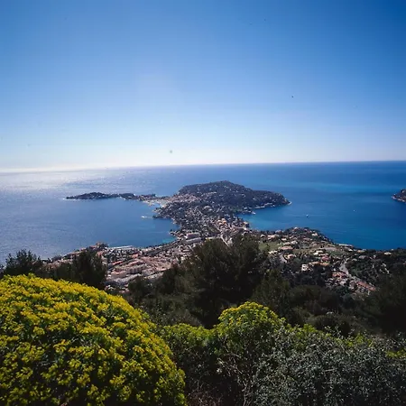 Jean Cap Ferrat Grand Avec Terrasse *